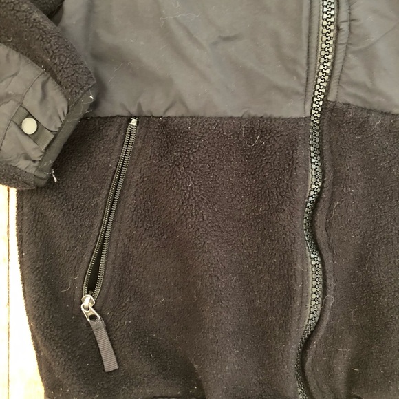 North face jacket 🔥 - Picture 2 of 6